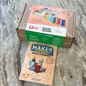 Kiwi make it yourself domino machine, Red and Blue Learning Blocks Set